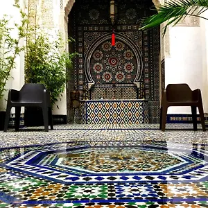 3* Pensión Dar 7 Louyat